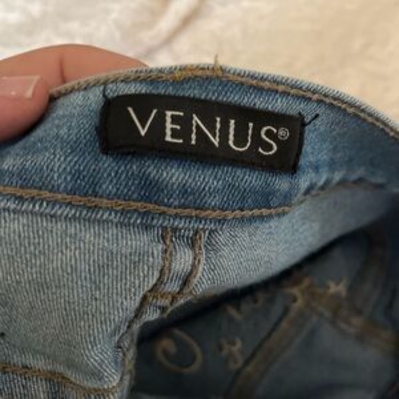 Venus Embelished Jeans - Picture 4 of 4